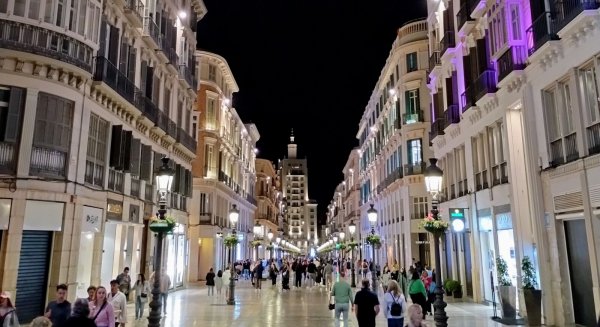El Ayuntamiento revisará la declaración de Zona Acústicamente Saturada del Centro Histórico y El Romeral