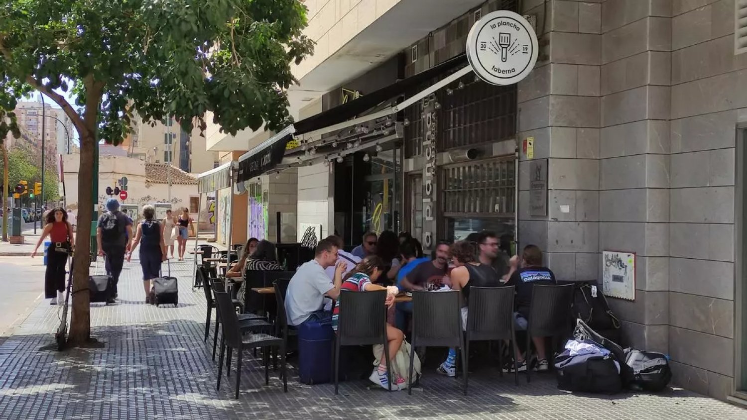 El Ayuntamiento de Málaga destina 400.000 euros para la reactivación de la actividad comercial en los barrios