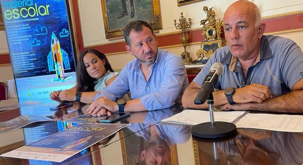 Antequera presenta la undécima edición de la campaña solidaria de recogida de material escolar
