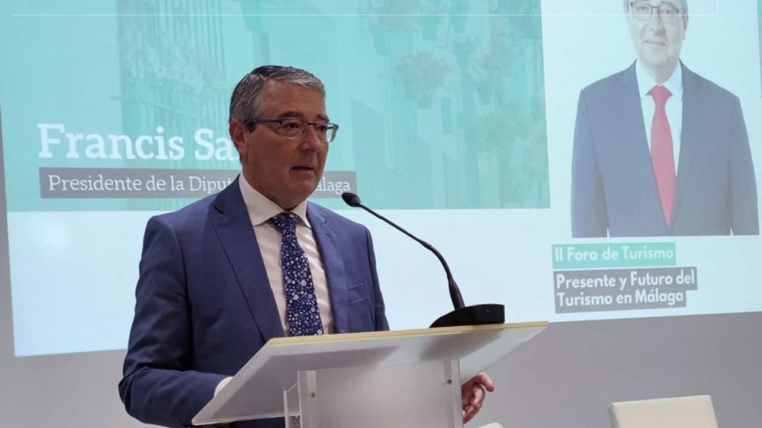 Salado insiste en la necesidad de hacer pedagogía de los importantes beneficios de la actividad turística para la Costa del Sol