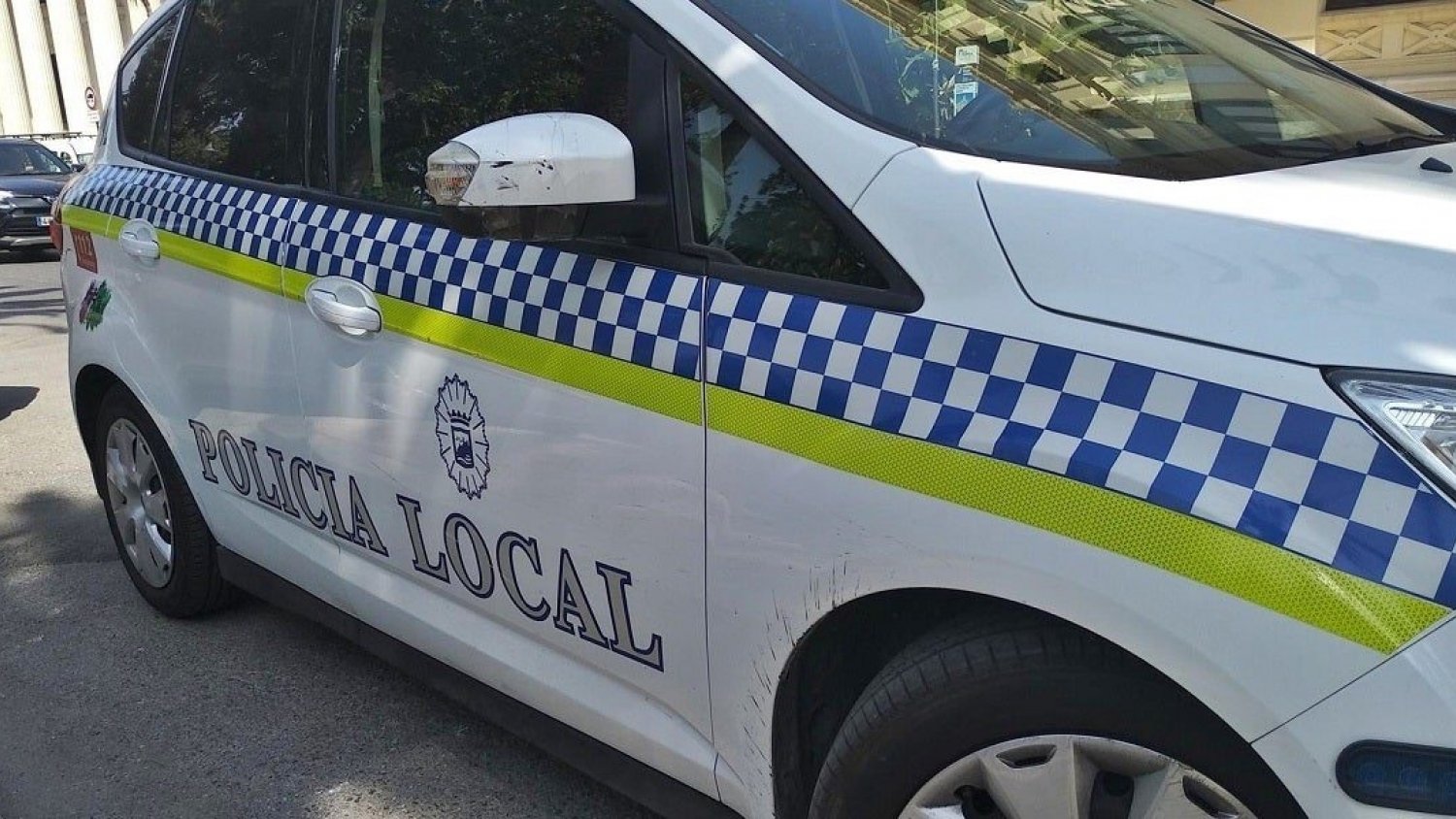 Detenidos dos jóvenes por agredirse mutuamente con botellas de cristal rotas
