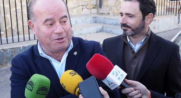 Barón afirma que es 'inaceptable la decisión del Gobierno de no asumir reparación en caminos rurales'