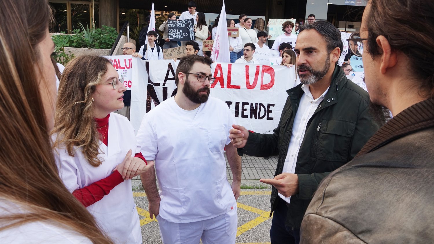 El PSOE denuncia los recortes de la Junta de Andalucía en las horas de prácticas en las FP públicas de sanidad