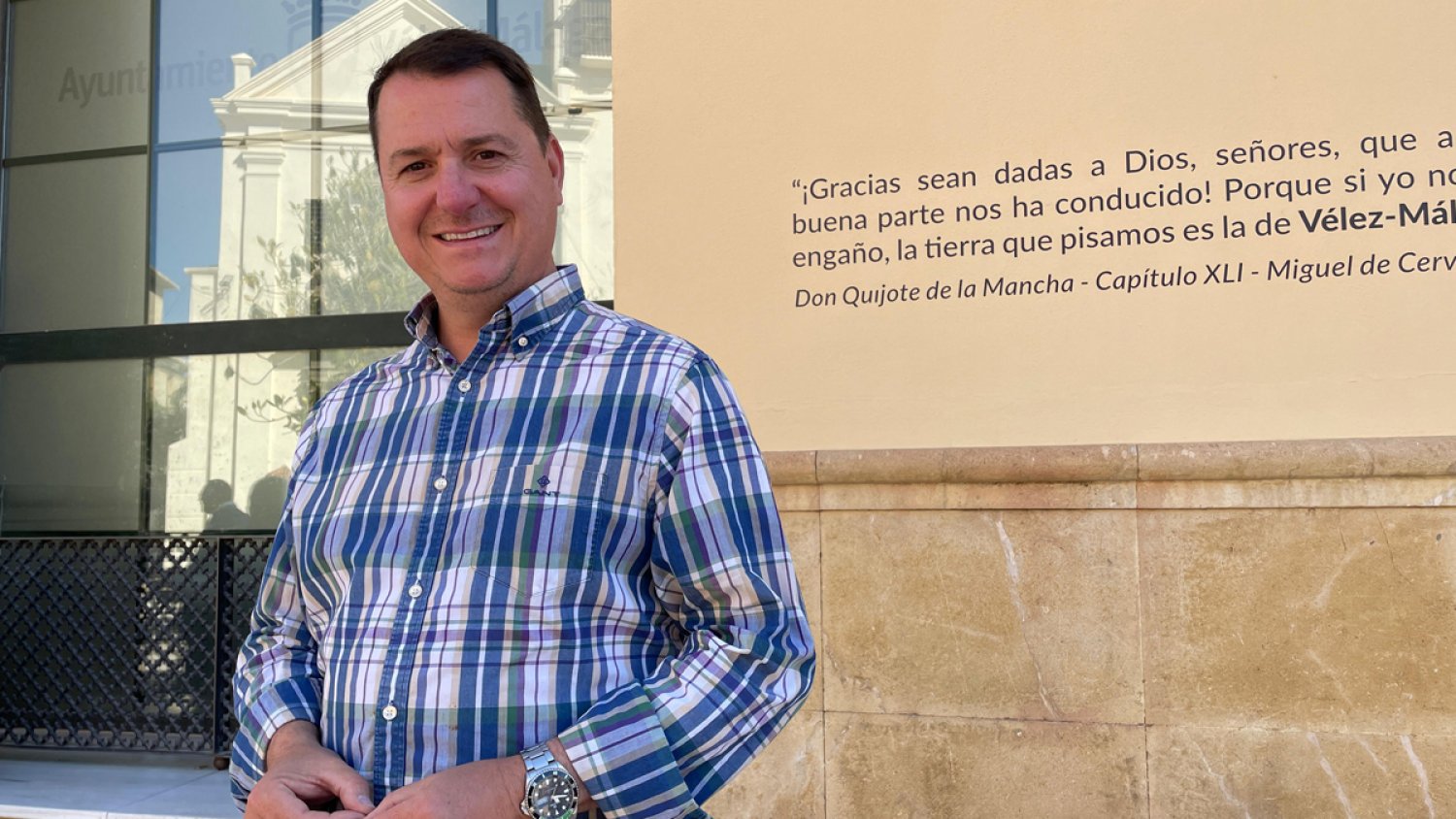 El pleno de Vélez-Málaga aprueba por unanimidad la iniciativa de VOX para solucionar el chabolismo en Casillas de la Vía