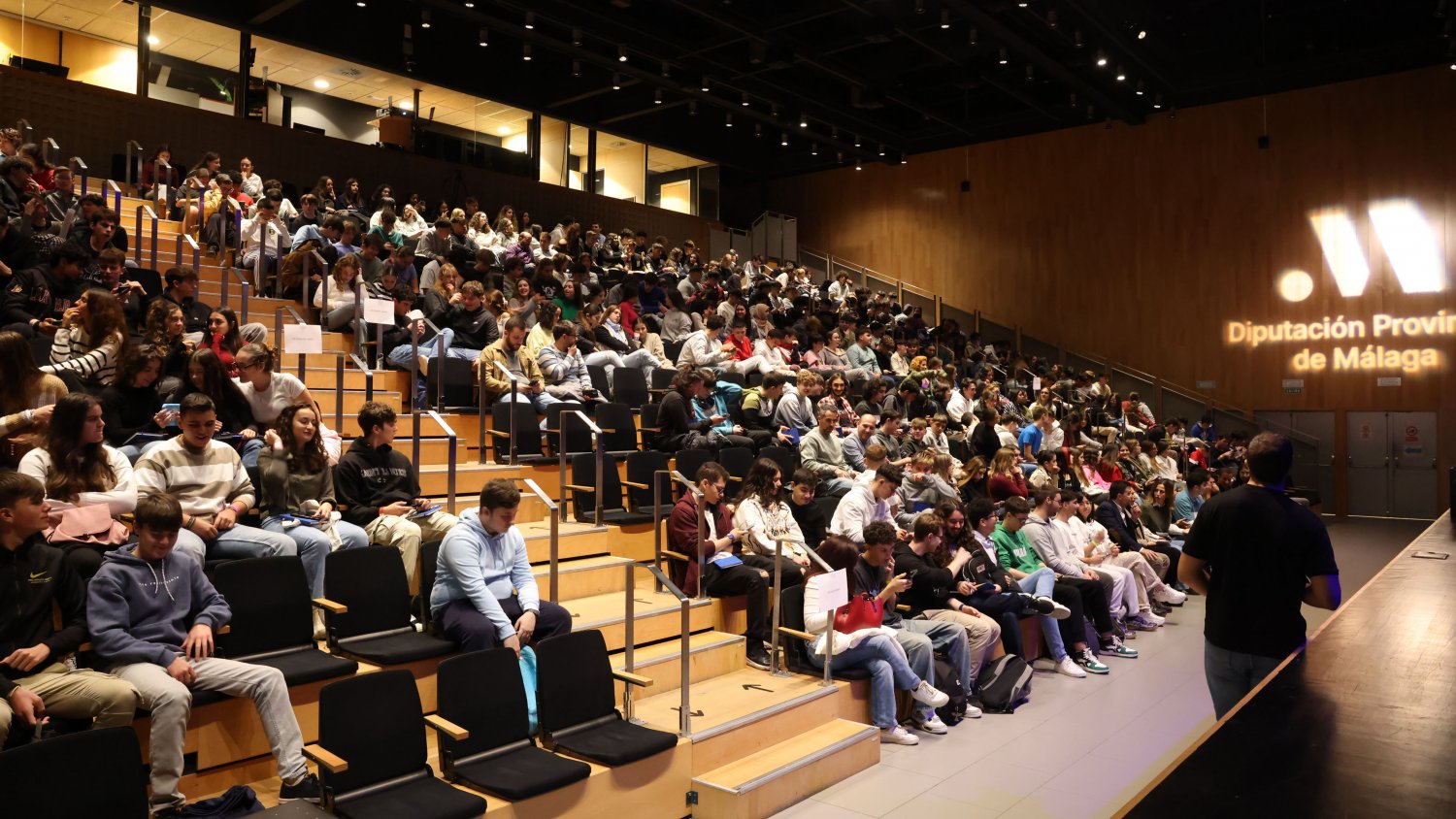 El II Congreso Talento, Ciencia y Juventud reúne a más de 800 estudiantes de bachillerato en Málaga