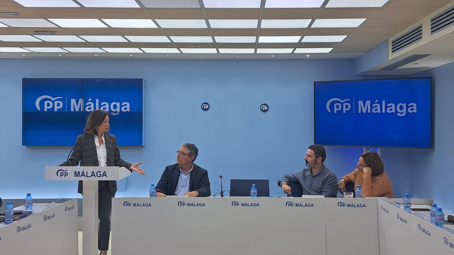 Patricia Navarro: “La red ferroviaria de Málaga está descompuesta, hay una incidencia cada dos días”