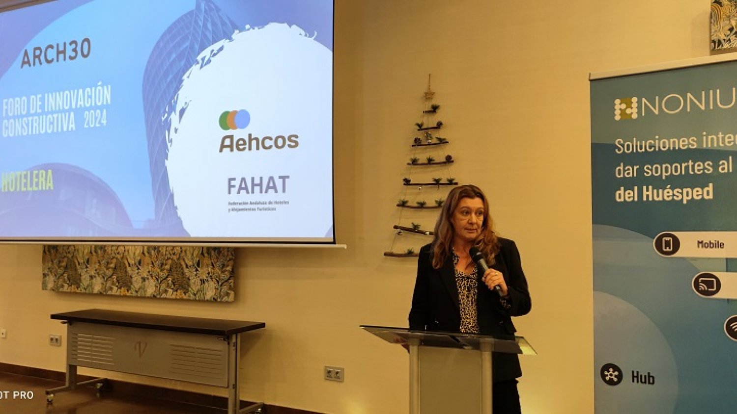 Turismo Costa del Sol detalla en la apertura del Foro AEHCOS su apuesta por la sostenibilidad