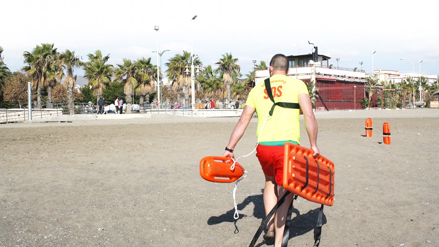 Abierto en Málaga el plazo de licitación del servicio de salvamento, socorrismo, primeros auxilios y asistencia sanitaria en las playas