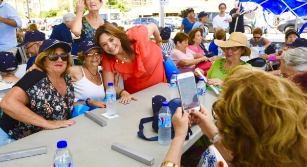 Torremolinos es escenario de uno de los guateques playeros de la Diputación de Málaga
