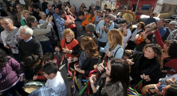 La tradicional 'Rifa de Verdiales', que se celebra el próximo domingo, marca el inicio de la programación de Navidad en Ciudad Jardín 