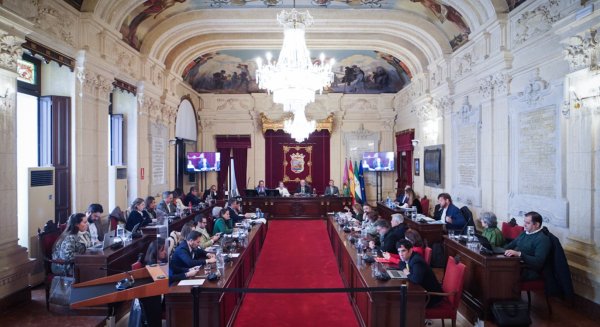 El Ayuntamiento de Málaga aprueba inicialmente el presupuesto récord de 2025 que supera los 1.250 millones de euros 