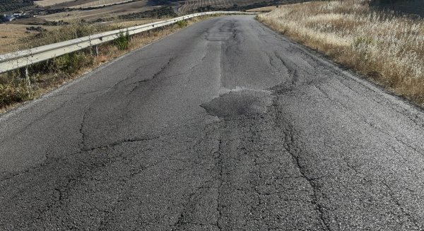 La Diputación adjudica por 1,1 millones de euros la primera fase del arreglo de la carretera de La Joya de Antequera