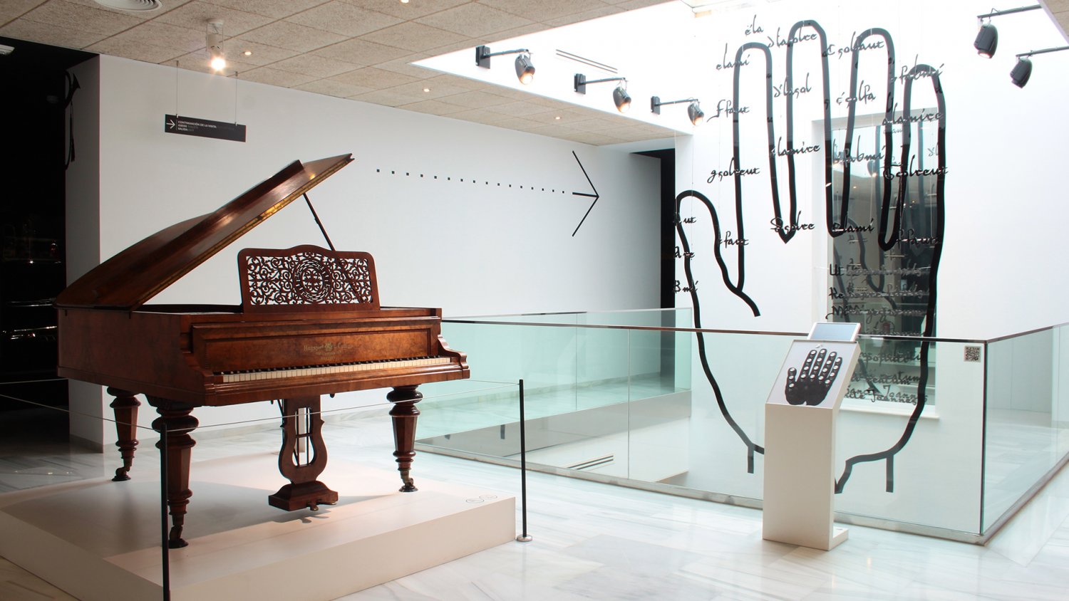 El Ayuntamiento renueva su apuesta por el Museo Interactivo de la Música Málaga por una década más