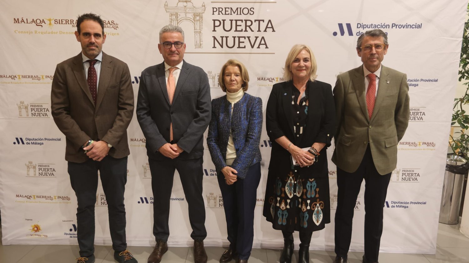 El Sector del Vino entrega en la Diputación sus premios provinciales Puerta Nueva 2024