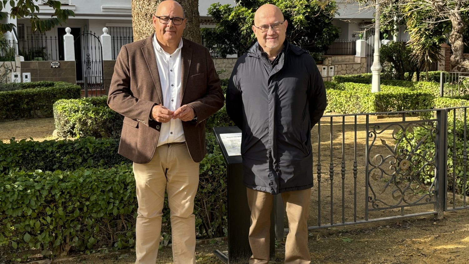 Presentados los trabajos de mejora de parques y jardines de Torre del Mar correspondientes al PFEA