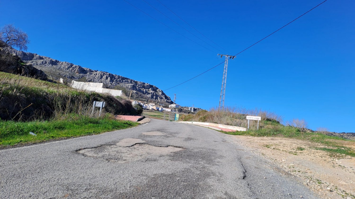 La Diputación invierte 513.000 euros en la primera fase de la mejora de un camino entre Cañete la Real y Teba