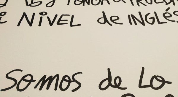 Las viñetas de Omar Janaan en la muestra 'Amor, humor y desamor' de La Térmica, se despiden este domingo del CAC Vélez-Málaga 