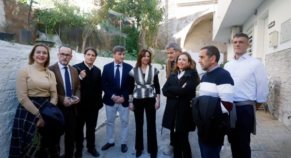 La Junta une el barrio de Mangas Verdes de Málaga con el nuevo paseo-mirador del sendero del CAU