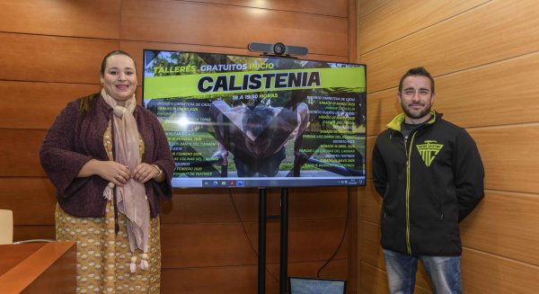 El Ayuntamiento promueve un programa de iniciación a la calistenia para fomentar el ejercicio al aire libre