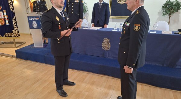 Javier Salas destaca la trayectoria del nuevo comisario de Fuengirola en la lucha contra el narcotráfico y el crimen organizado