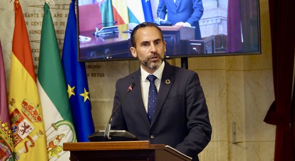 Pérez: 'La vivienda en Málaga no es un derecho, es una condena al endeudamiento, a la precariedad y al desarraigo'