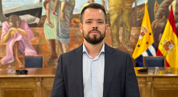 Vox denuncia la subida de hasta un 400% de la tasa de terrazas en Rincón de la Victoria