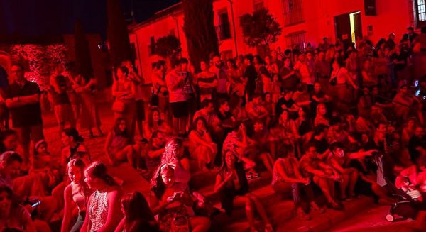 Más de 20.000 personas asisten a las actividades propuestas en la nueva edición del Antequera Light Fest