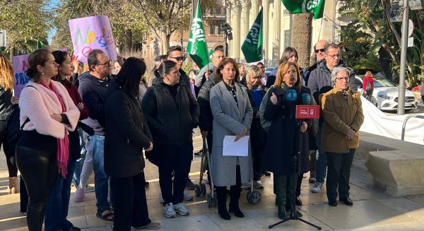 El PSOE de Málaga asegura que “no permitirá” la externalización del Centro de Acogida Municipal