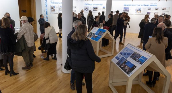 El Colegio de Arquitectos de Málaga inaugura una exposición que pone en valor la producción arquitectónica de la provincia