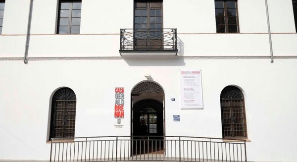La Casa Gerald Brenan acoge la presentación de una edición del libro 'La literatura del pueblo español'
