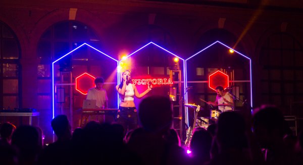Los RED Fridays regresan a La Térmica el 7 de febrero con una oferta más amplia protagonizada por las artes vivas