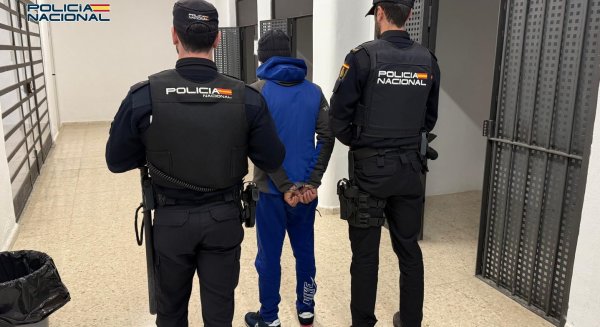Detenido por apuñalar a un hombre con el que discutió en una cafetería en Ronda