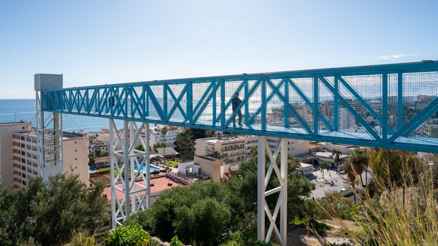 Torremolinos regula el uso de los ascensores municipales con descuentos y exenciones