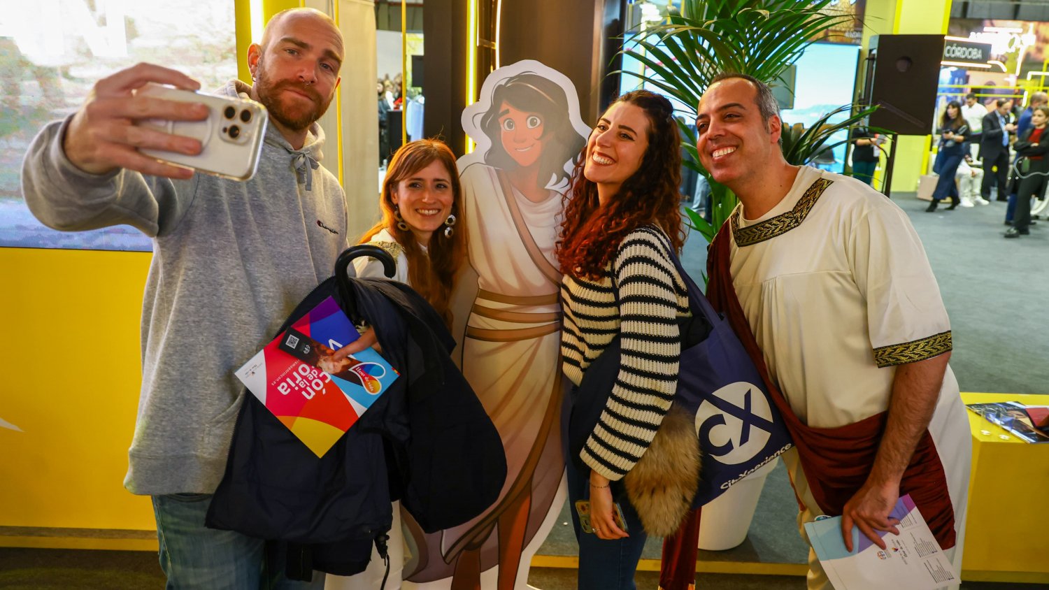 Rincón de la Victoria promociona las rutas gamificadas y sus recursos turísticos en FITUR a través del concurso #DescubreRincon 