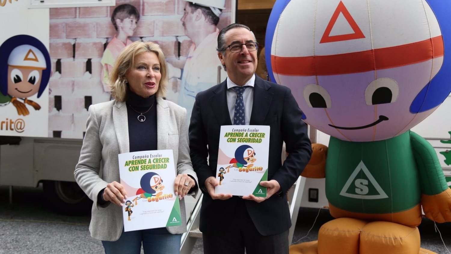 Arranca en Málaga la XXIII campaña 'Aprende a crecer con seguridad' fomentando la cultura preventiva