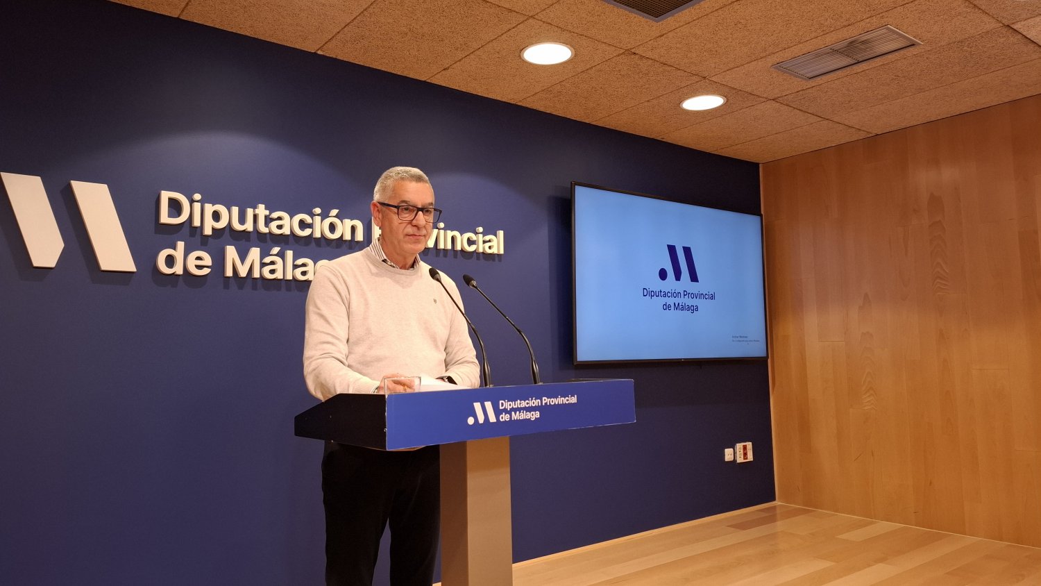 Con Málaga acusa al PP de “no importarles” los malagueños al tumbar el decreto ómnibus
