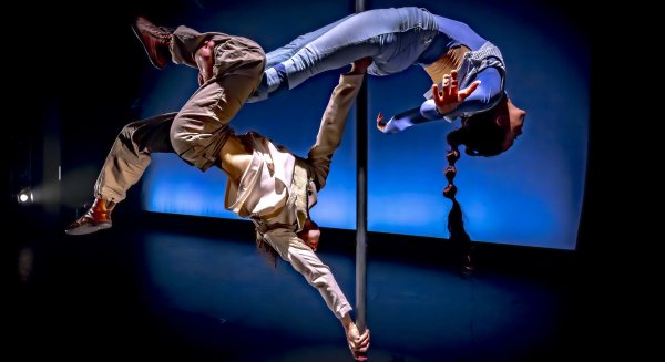 El Teatro Cánovas acoge ‘Xpectro’, una mirada reflexiva en torno a la neurodiversidad