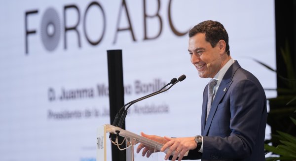 Moreno: “El modelo de estabilidad y diálogo ha permitido lograr metas que parecían inalcanzables para Andalucía”
