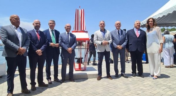 La inauguración de la nueva dársena de megayates del puerto suma un nuevo atractivo a la Costa del Sol