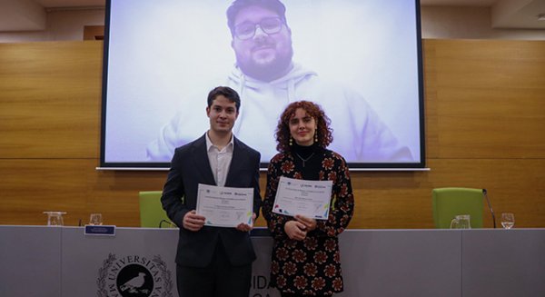 La UMA concede Becas Talento a tres estudiantes para que continúen sus estudios