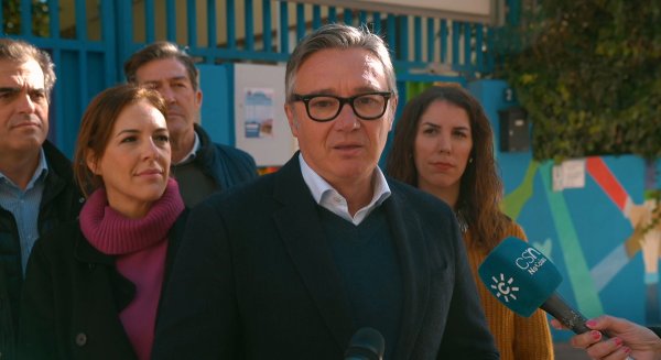 Vox critica en Málaga el “abandono y falta de mantenimiento” de los colegios andaluces por el Gobierno del PP
