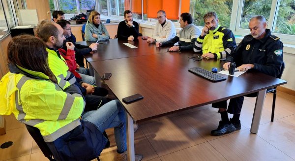 El 061 forma en primeros auxilios a más de un centenar de personas en el distrito Bailén Miraflores