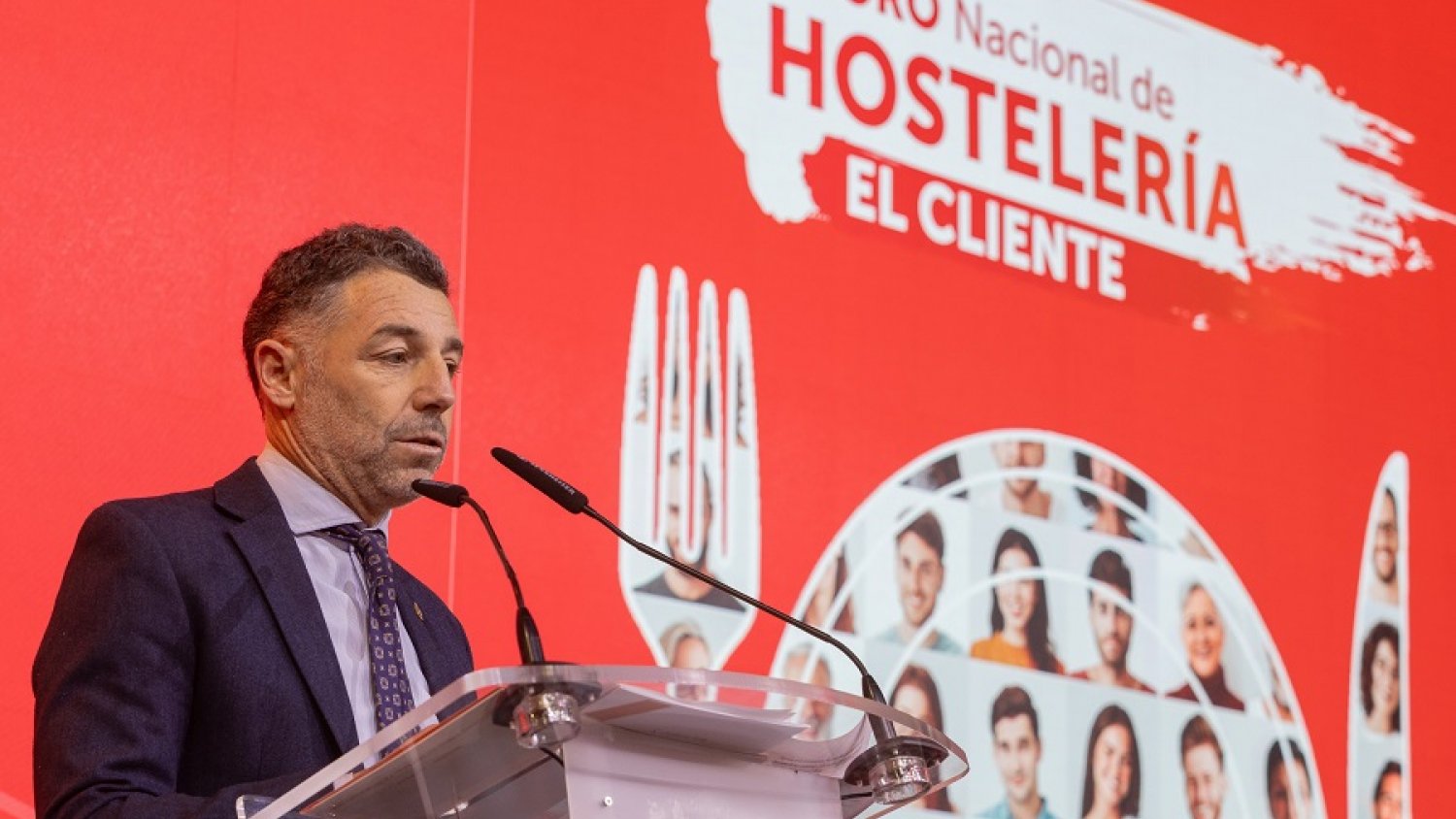 Turismo Costa del Sol y la Diputación destacan al sector de la hostelería para la fidelización de los clientes en el V Foro Nacional