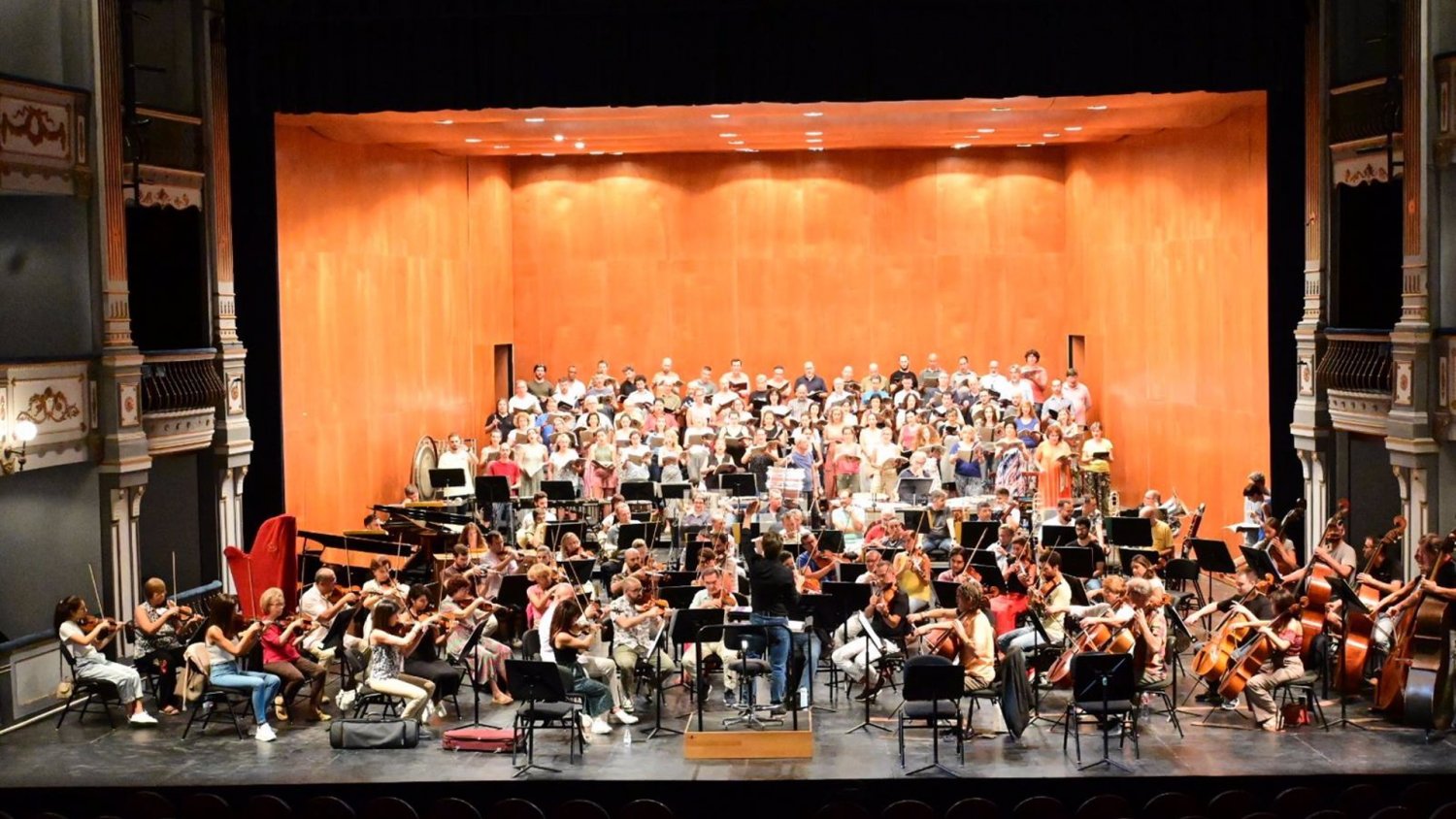 La Filarmónica vuelve al Cervantes en su décimo programa de abono con el pianista sevillano Juan Pérez Floristán