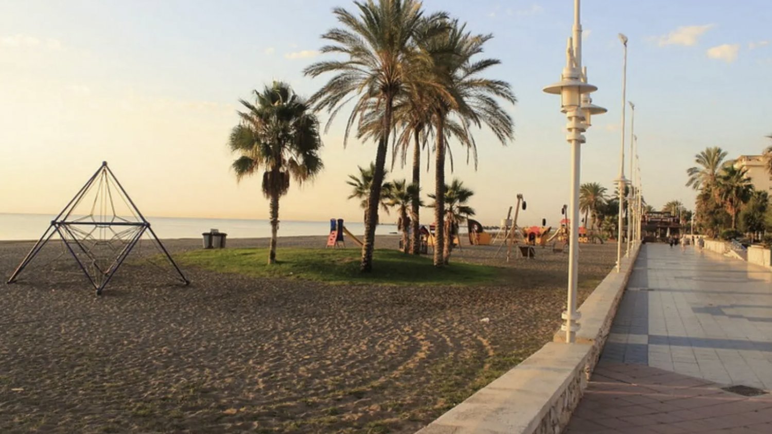 En marcha las obras de finalización del Paseo Marítimo Antonio Banderas hasta Sacaba