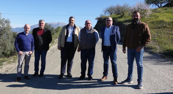 El PSOE pide a la Diputación que actúe en el Camino de la Cornisa de los Montes de Málaga a través del Plan Viable