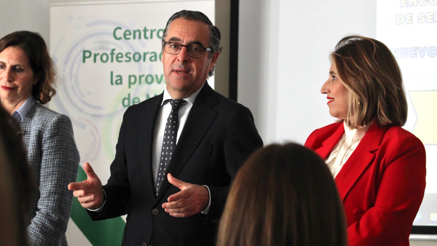 Educación organiza en Málaga la quinta mesa de FP Dual entre centros educativos y el sector empresarial