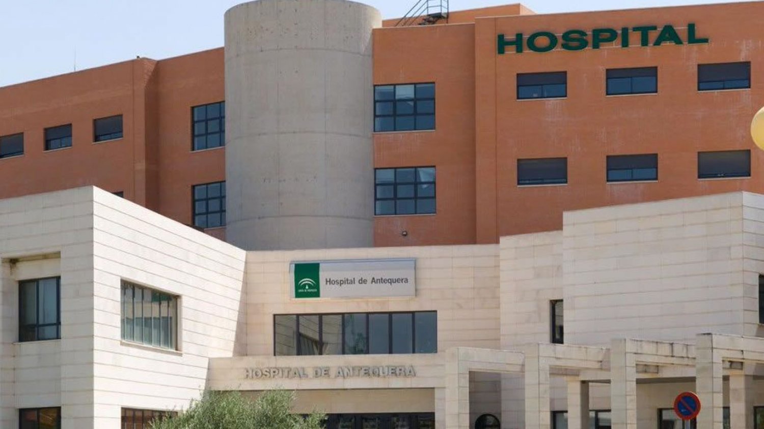 Un menor de 16 años en la UCI tras ser apuñalado presuntamente por un hombre de 62 en Campillos