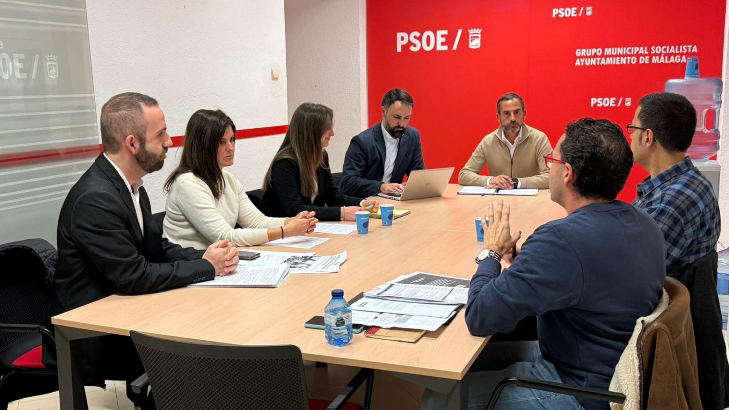 El PSOE denuncia 'la precariedad laboral' de los informadores turísticos de Málaga y exige 'medidas urgentes'