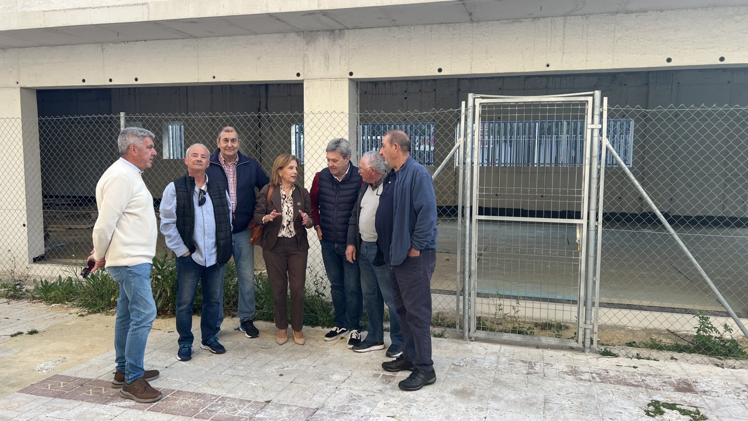 El PSOE exige al Ayuntamiento que se retomen las obras del centro ciudadano de Selene con un retraso de cuatro años